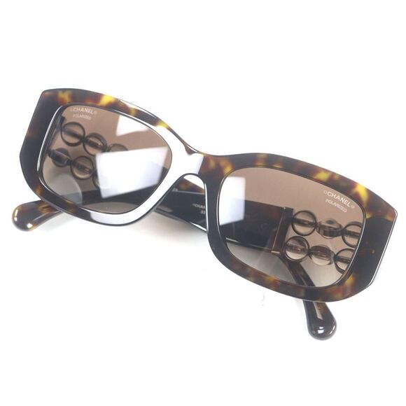 Chanel COCO Mark Sunglasses - Picture 1 of 10